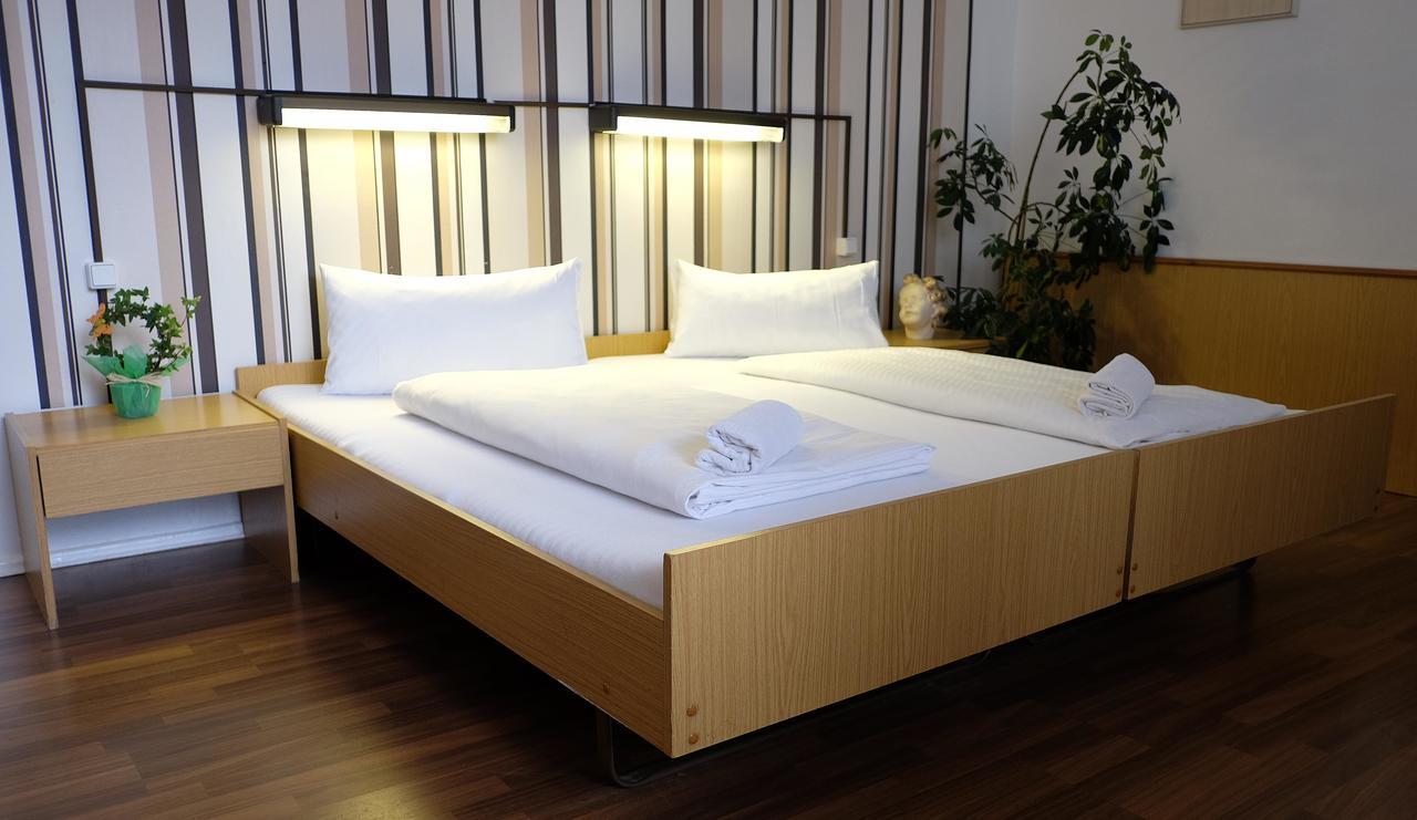 Bs Hotel Braunschweig Bagian luar foto